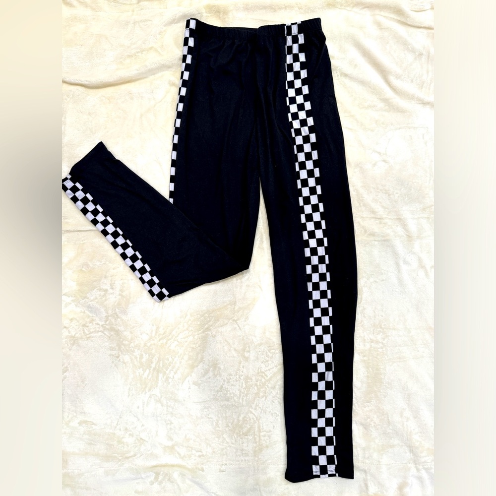 Women's Black & Checkered Stretchy Pant Size 1X